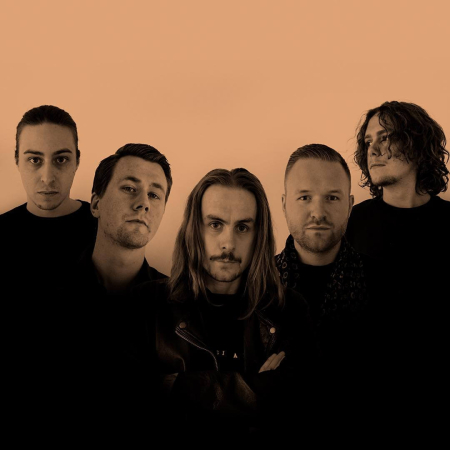 Come see evelyne Perform Live